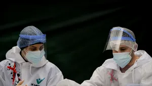 Coronavirus în România LIVE UPDATE 26 martie 2021. Peste 6.500 cazuri noi şi 116 decese raportate în 24 de ore. Bilanţ COVID-19 şi restricţii anunţate de autorităţi