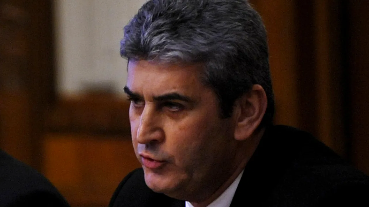 Oprea: Drepturile băneşti ale militarilor din teatrele de operaţiuni nu vor fi afectate în acest an