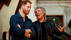 VIDEO. Jon Bon Jovi şi prinţul Harry au lansat „Unbroken”, piesă emoţionantă dedicată veteranilor de război
