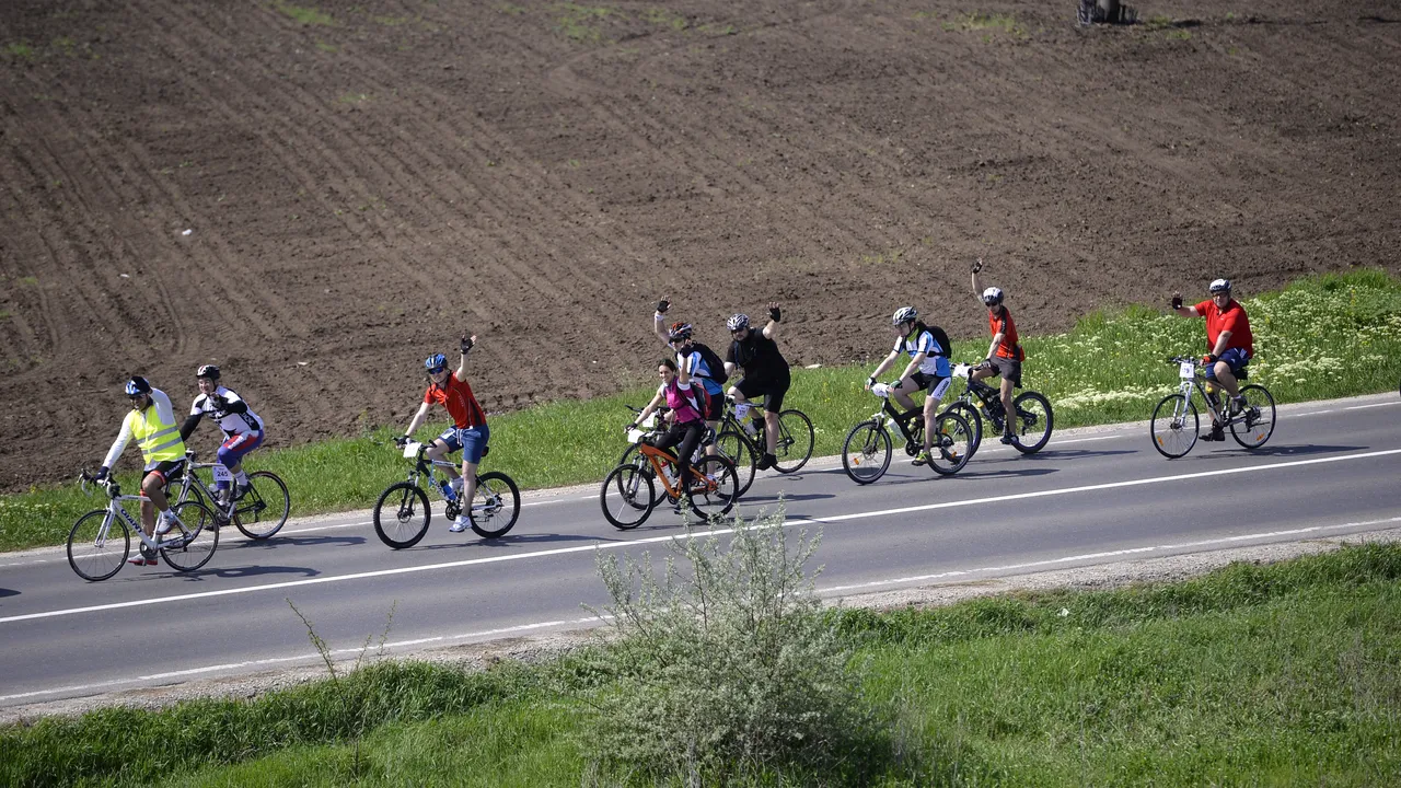 Restricţii de trafic pe mai multe drumuri din ţară, pentru organizarea unei competiţii sportive