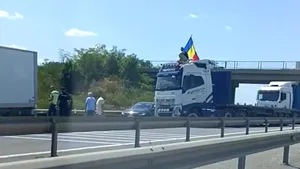 Protest pe Autostrada A1: Trafic blocat pe sensul Pitești - București de un șofer de camion
