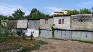 Proiect: Panourile publicitare şi garajele ilegale vor fi ridicate pe cheltuiala proprietarilor, în Sectorul 1