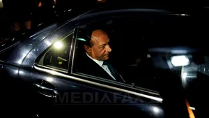 Traian Băsescu, Vasile Blaga şi Elena Udrea, la funeraliile soţiei lui Gheorghe Flutur
