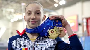 Delegaţia României a plecat la Liverpool, la Campionatele Mondiale de gimnastică artistică