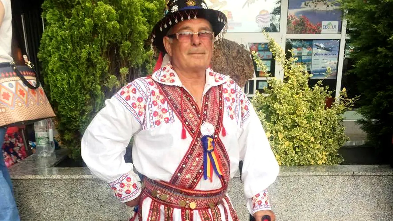 FOTO Povestea lui Vasile Pirciu din Sîrbii Măgura, căluşarul care aduce ploaia. A jucat căluşul în faţa senatorilor SUA