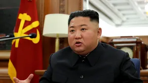 Un canal TV din Hong Kong susţine că Kim Jong-un ar fi mort. Presa din Japonia scrie că dictatorul ar fi în stare vegetativă