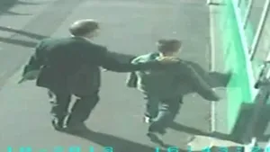 Percheziţii în Bucureşti, la locuinţa unui fost profesor şi ofiţer MApN suspectat că a violat opt copii - VIDEO