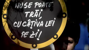 Paradox. Deși salariul minim crește la 1 iulie, cei care îl încasează sunt mai săraci