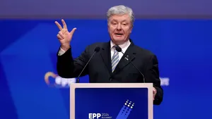 Fostul președinte al Ucrainei, Petro Poroșenko, atac la Zelenski: „Ceea ce face nu este cu nimic diferit de Rusia