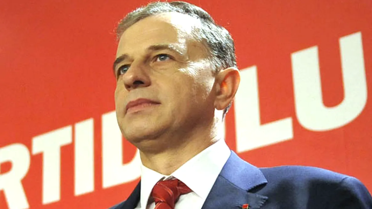 PDL îi oferă posibilitatea lui Mircea Geoană să răspundă în plen acuzaţiilor