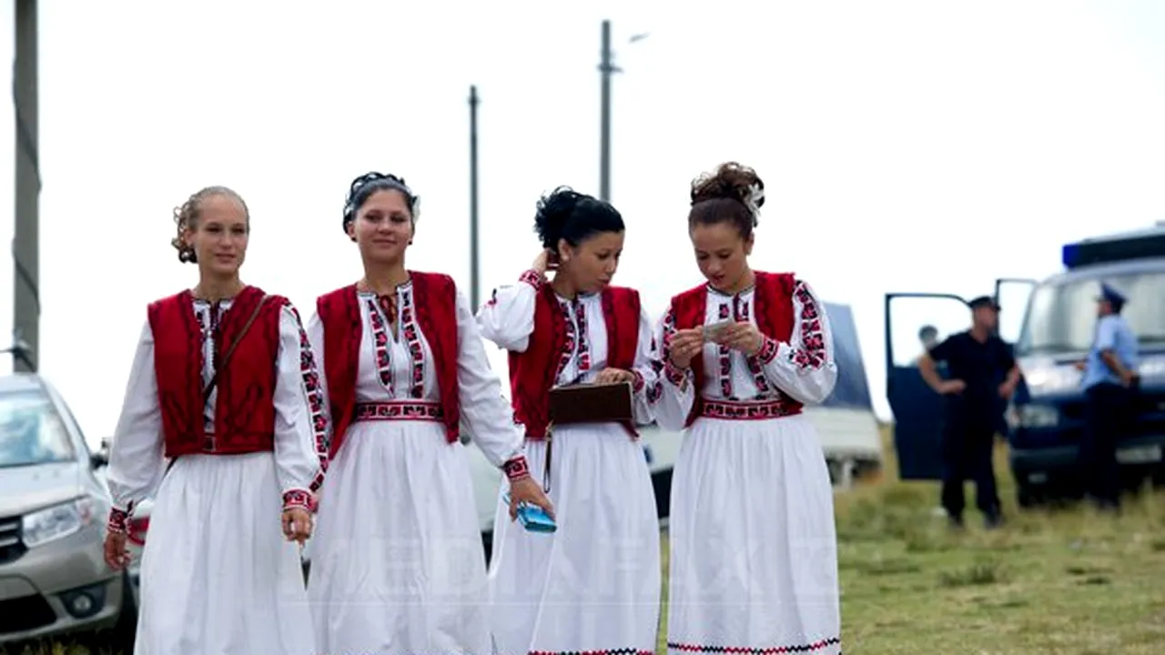 Mii de persoane, aşteptate la Târgul de Fete de pe Muntele Găina, cea mai mare sărbătoare populară