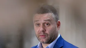 Situație absurdă în dosarul lui Ciucu: Primarul general nu are voie să vorbească cu primarul Sectorului 6