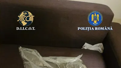 SOCIAL Aproape 3 kilograme de canabis, descoperite de anchetatori în Bistrița-Năsăud / Doi tineri au fost arestați preventiv
