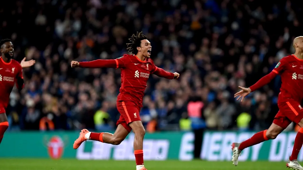Alexander-Arnold a revenit la antrenamentele lui Liverpool