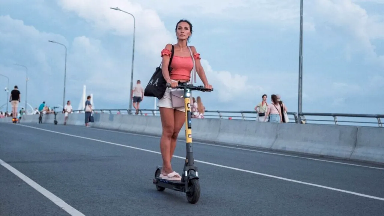 Orașul din Spania care a dat peste 1.100 de amenzi trotinetiștilor. De ce au fost sancționați