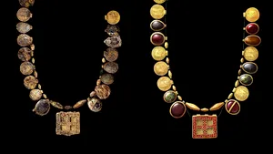 Tezaur vechi de 1300 ani, descoperit în Regatul Unit 