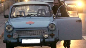 Gândul: Tancurile Hummer, bijuteriile Porsche şi Trabanturile – cele mai sigure maşini din România