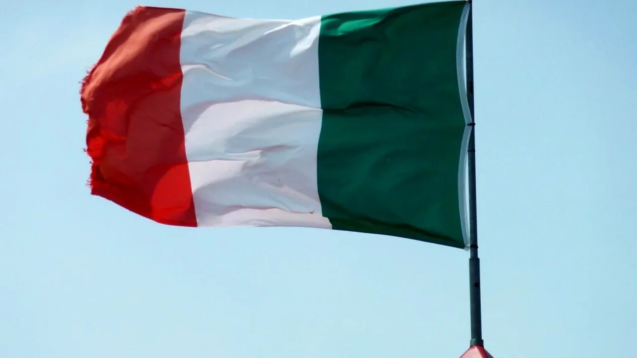 Italia: Șapte răniți după ce un șofer a intrat cu mașina în pietoni în centrul orașului Modena