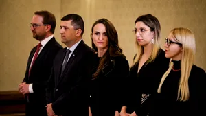 Țoiu: Nu vom ceda în fața celor care își doresc putere fără rasponsabilitate