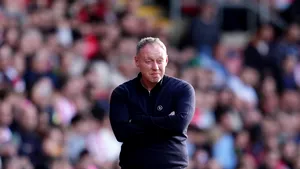 Leicester City l-a demis pe antrenorul Steve Cooper