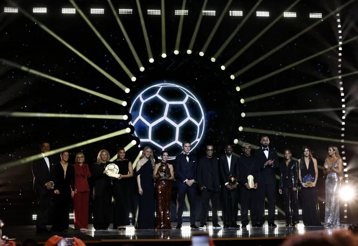 Live Text A început gala Balonul de Aur 2026. Harry Kane, marele favorit al unei gale istorice la Londra. Lamine Yamal și Kylian Mbappé îi amenință supremația. UPDATE: Lamine Yamal: al treilea trofeu consecutiv pentru cel mai bun tânăr fotbalist