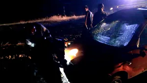 Accident în Timiş: Două persoane au fost grav rănite, după ce o maşină a ieşit în decor de pe DN 6 - FOTO