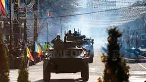 ZIUA NAŢIONALĂ în ţară: Mii de persoane, prezente la manifestările de 1 Decembrie din Alba-Iulia, Iaşi, Sibiu, Cluj-Napoca. La Alba Iulia s-a scandat ”Basarabia e România” şi ”Colectiv” - FOTO