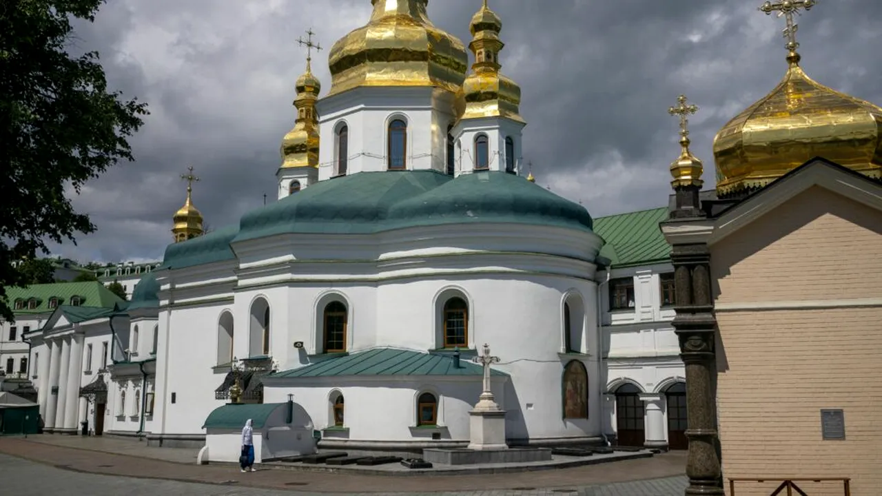 Ucraina pregătește interzicerea funcționării Mitropoliei Kievului, pe care o acuză de legături cu Moscova