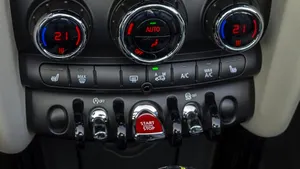 Sistemul „Start & Stop” de la mașini, eliminat. Explicația oficială: „Este un sistem absurd”