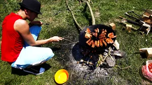 Românii au cheltuit aproape şase milioane de euro pentru vacanţa de 1 Mai