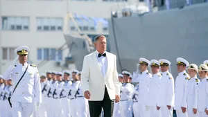 COMENTARIU Lelia Munteanu - Manechinul