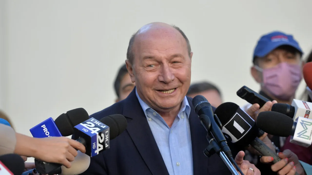 Traian Băsescu îl susține pe Nicușor Dan în cursa prezidențială / Băsescu: „După gafa doamnei Lasconi, nu mai avem decât varianta Nicușor