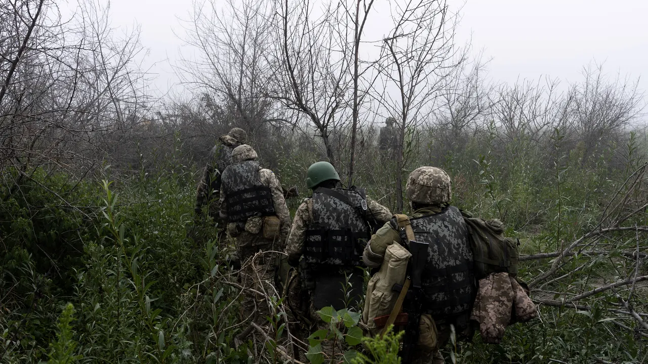 Războiul din Ucraina, ziua 617. Contraofensiva ucraineană s-a oprit în barajul de artilerie rusă pe frontul de est / Generalul ucrainean Zalujnîi: Suntem într-un impas / Putin semnează revocarea tratatului de interzicere a testelor nucleare