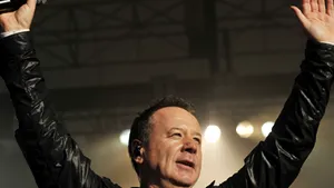 Simple Minds concertează la Bucureşti