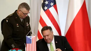 Statele Unite au semnat un acord de intensificare a cooperării militare cu Polonia 