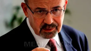 UDMR va încerca să îl convingă pe Băsescu despre importanţa protejării celor cu pensii mici