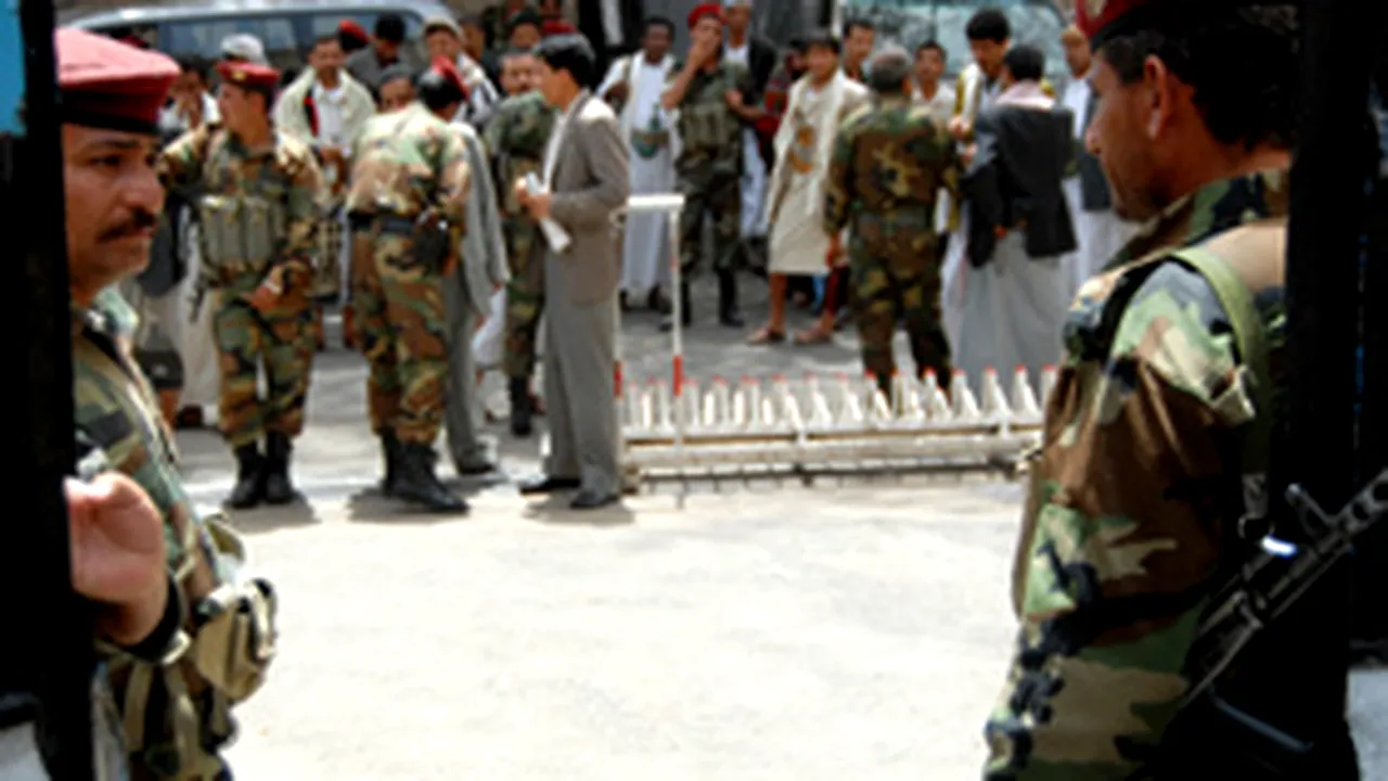 Explozie lângă ambasada italiană din Yemen