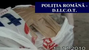 Un kilogram de droguri, găsite într-o maşină confiscată de la contrabandişti de ţigări
