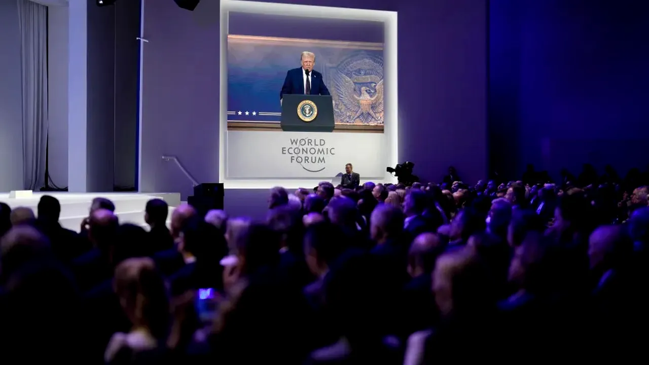 Trump se adresează elitei de afaceri de la Davos: planuri pentru combaterea inflaţiei, reducerea taxelor şi extinderea producţiei de energie