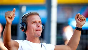Armin van Buuren şi-a anulat concertul de la Bucureşti. Motivul pentru care DJ-ul olandez nu mai vine în capitala României