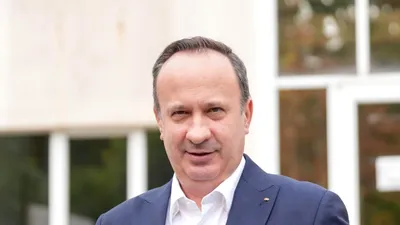 POLITIC Adrian Câciu (PSD): „Ați văzut vreo deplasare a lui Bolojan în Oman sau Emirate ca sa coordoneze repatrierea românilor din zona de conflict?”