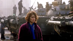 19 decembrie 1989, Timişoara. Într-un oraş sub asalt, oamenii cer demisia lui Ceauşescu şi alegeri libere