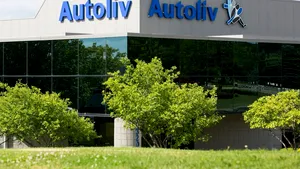 Afacerile unui important producător de sisteme de siguranţa auto din România sunt în scădere. Cu ce pierderi s-a confruntat