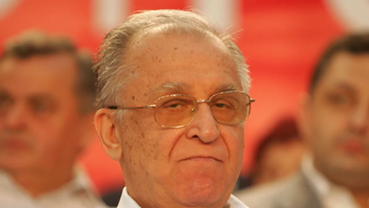 Gândul: Iliescu sare pe „diabolicul“ Boc. PSD are un plan anti-Băsescu