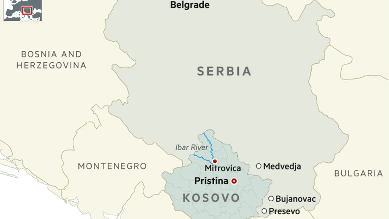 Tensiuni în Balcani. Kosovo începe să elibereze documente suplimentare pentru cetăţenii sârbi, în timp ce protestatarii blochează drumurile
