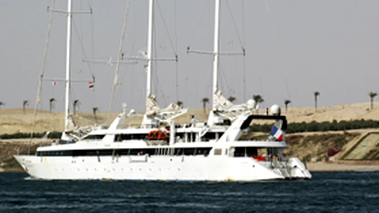 Un fost country manager al Pfizer a deschis un showroom de yachturi la Bucureşti