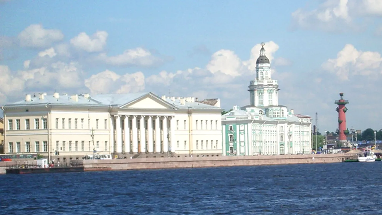 Un chinez a decapitat o angajată a Facultăţii de Medicină din St. Petersburg. Capul nu a fost găsit încă