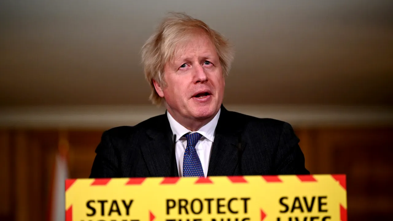 Boris Johnson atrage atenţia: Noua tulpină de coronavirus din Marea Britanie este asociată cu creşterea mortalităţii 