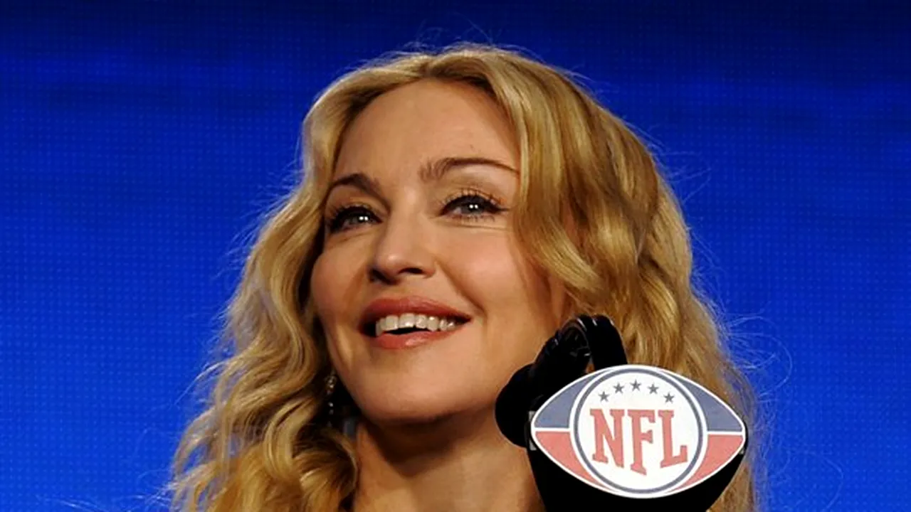 Madonna, cu braţe musculoase şi talie de viespe! Cât de bine arată vedeta la 53 de ani - GALERIE FOTO