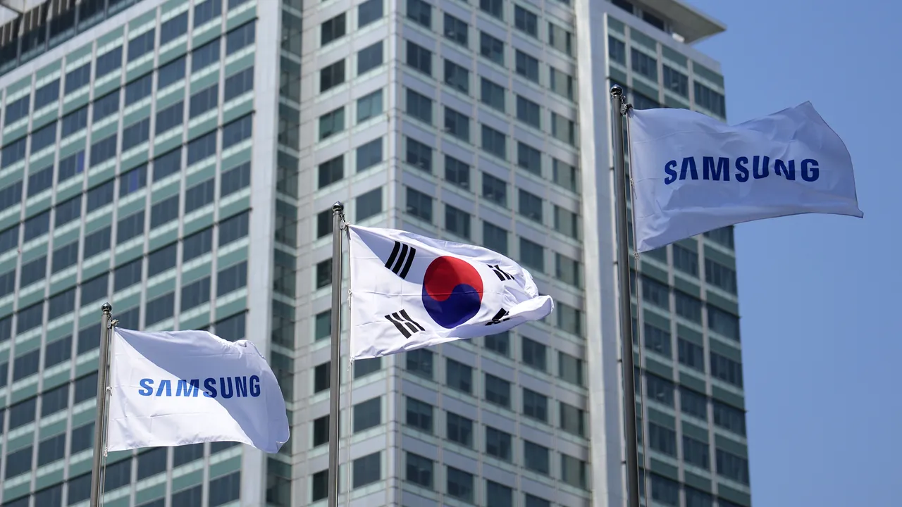 Samsung Electronics estimează că profiturile s-au prăbuşit cu 96% în al doilea trimestru din 2023